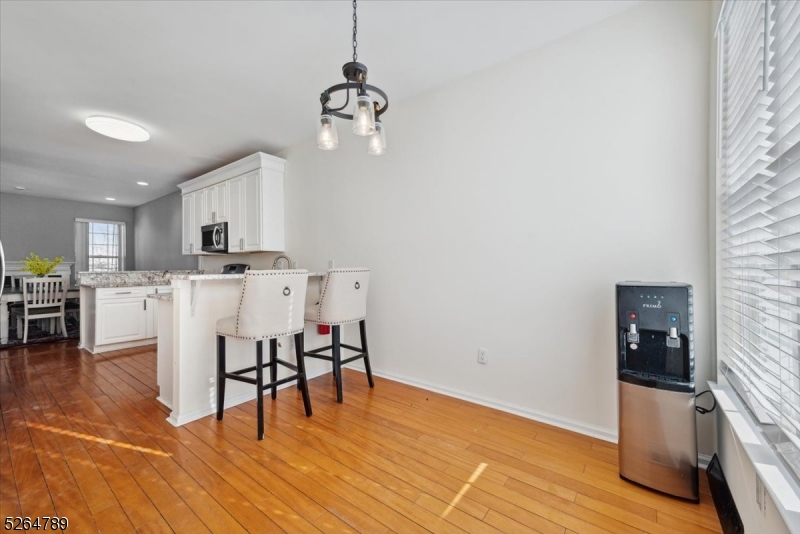 HUNTING  RIDGE - Residential Lease