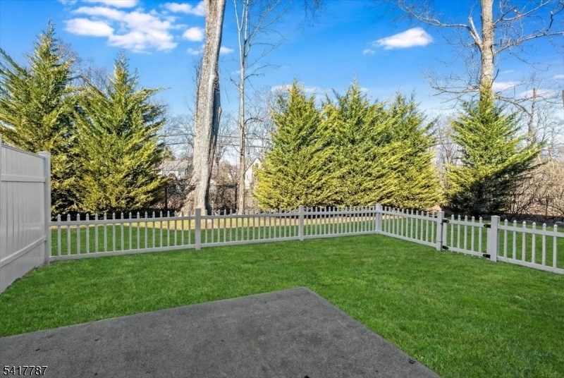 170 Madison Avenue - Residential