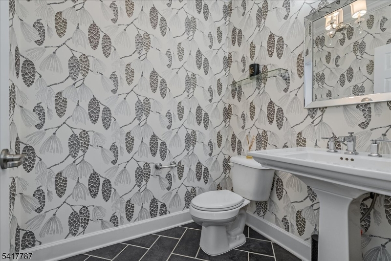 170 Madison Avenue - Residential