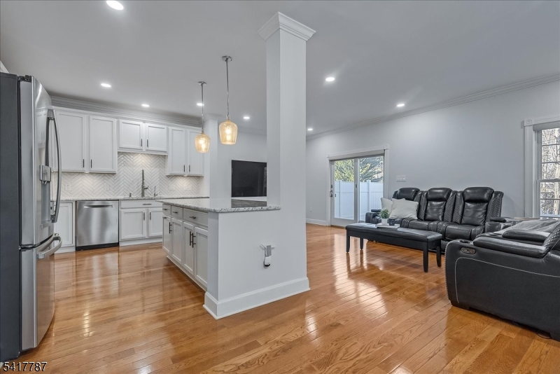 170 Madison Avenue - Residential