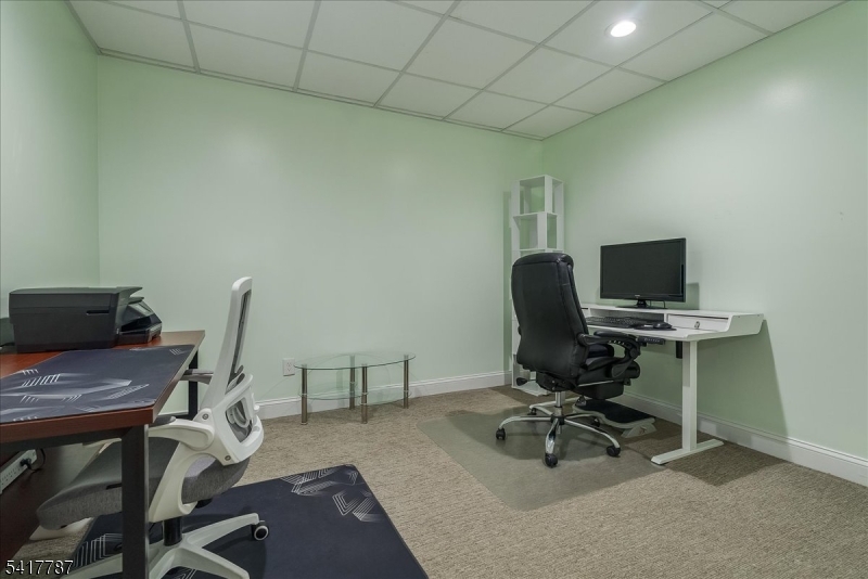 170 Madison Avenue - Residential