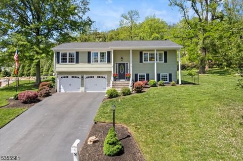 8 Woodland Terrace, High Bridge Boro, NJ 08829 - MLS#: 3961722