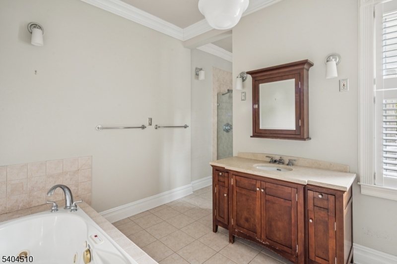 Rolling Hills/Blackberry - Residential