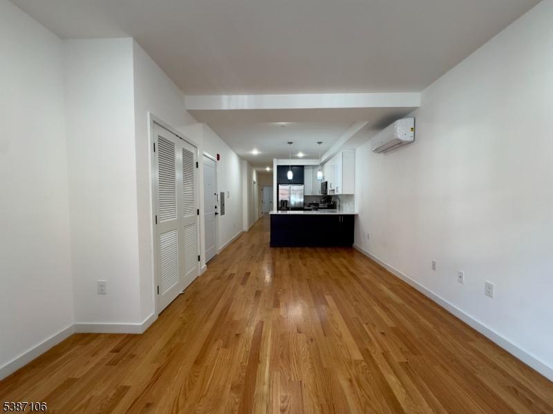 James St Historic District - Residential Lease