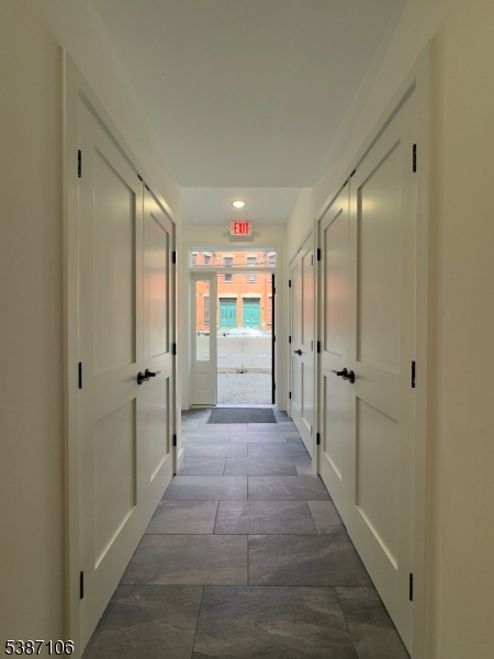 James St Historic District - Residential Lease