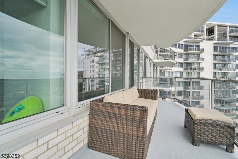 Claridge 1 - Residential