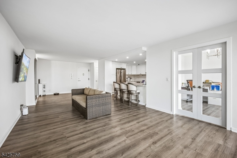 Claridge 1 - Residential