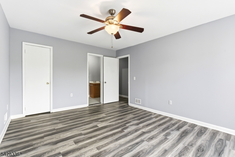 Village Commons - Residential Lease
