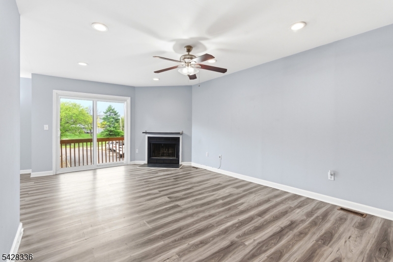 Village Commons - Residential Lease
