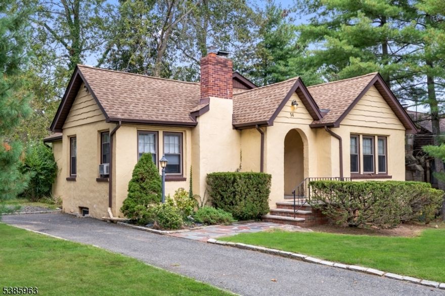 Adorable and inviting, this home is located in Livingston's desirable Burnet Hill section close to top-rated schools, beautiful parks, recreation facilities, shopping, and NYC transportation. The level lot offers plenty of space to create your own outdoor oasis, perfect for entertaining, play, or simply relaxing.Step inside through the welcoming foyer and into a spacious living room with a cozy wood-burning fireplace and gleaming hardwood floors. The floor plan flows effortlessly into the comfortable kitchen and generous dining area, making gatherings a joy. An updated main bathroom adds modern convenience, completing this home's blend of style and functionality.