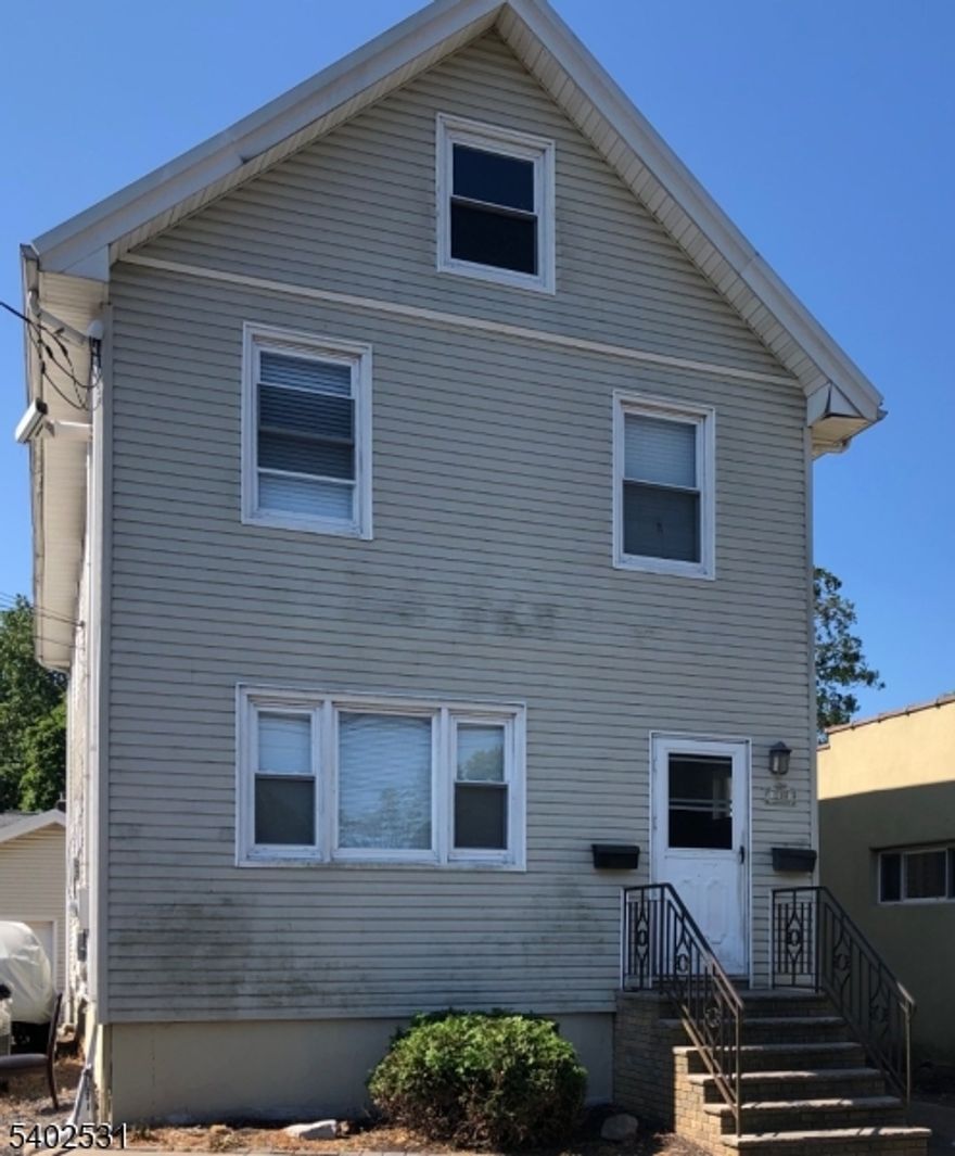 Updated 1st floor apartment ready for immediate lease. Hardwood floors and blinds. Tenant pays gas & electric. Landlord pays water, sewer & taxes. Washer/dryer hookup in basement.