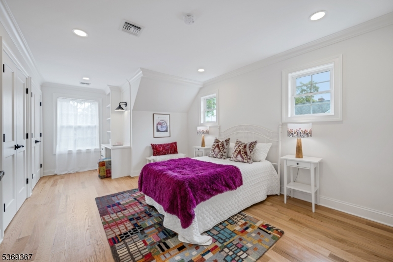 Upper Montclair - Residential