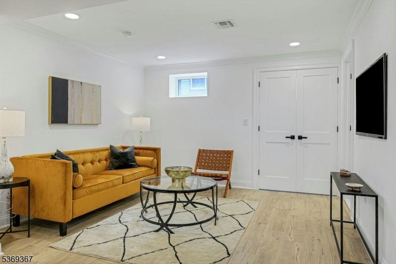 Upper Montclair - Residential