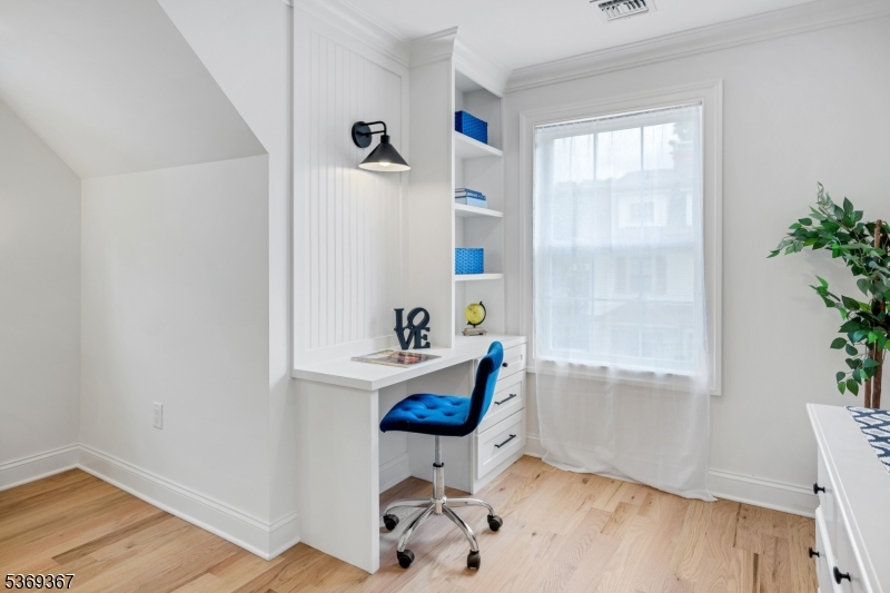 Upper Montclair - Residential