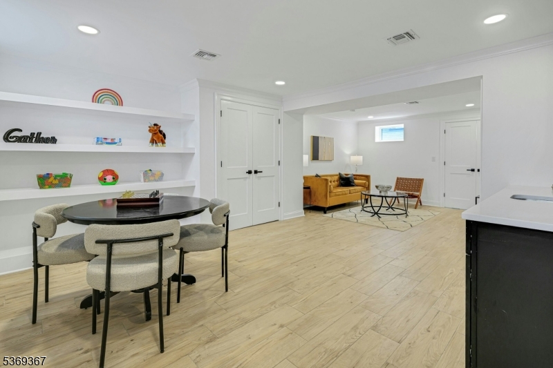 Upper Montclair - Residential