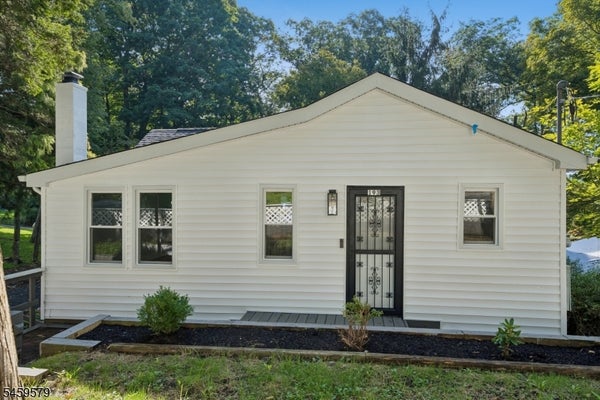 193 MONROE TRL, HOPATCONG, NJ 07843 - Image 2efc94e542b6b971a437dcf9cf5c8247/2817376646