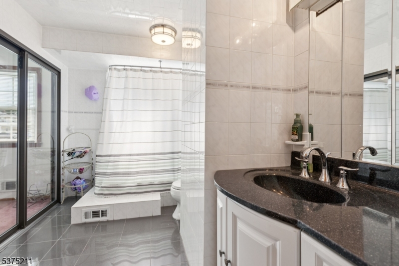 Spa Sring - Residential