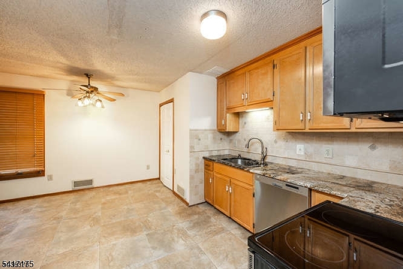 Heritage Lakes - Residential