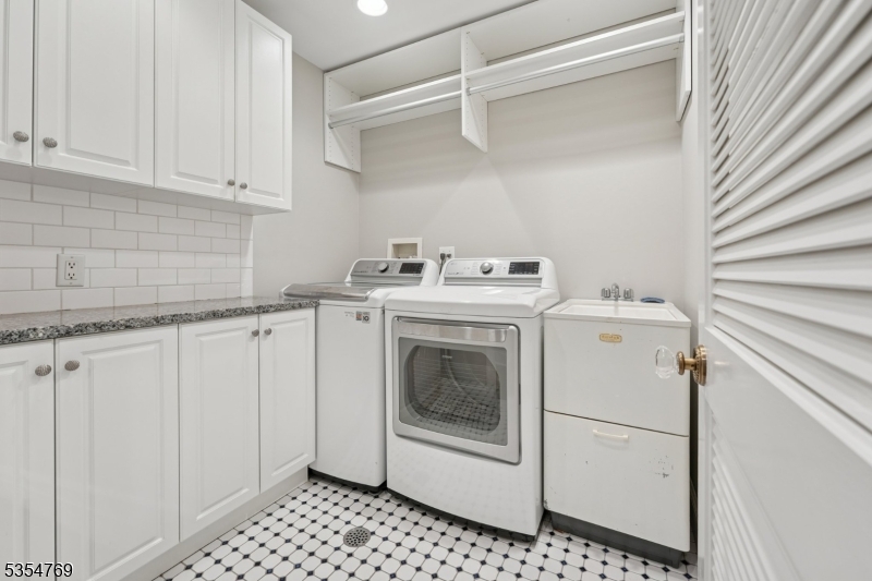 Hartshorn - Residential