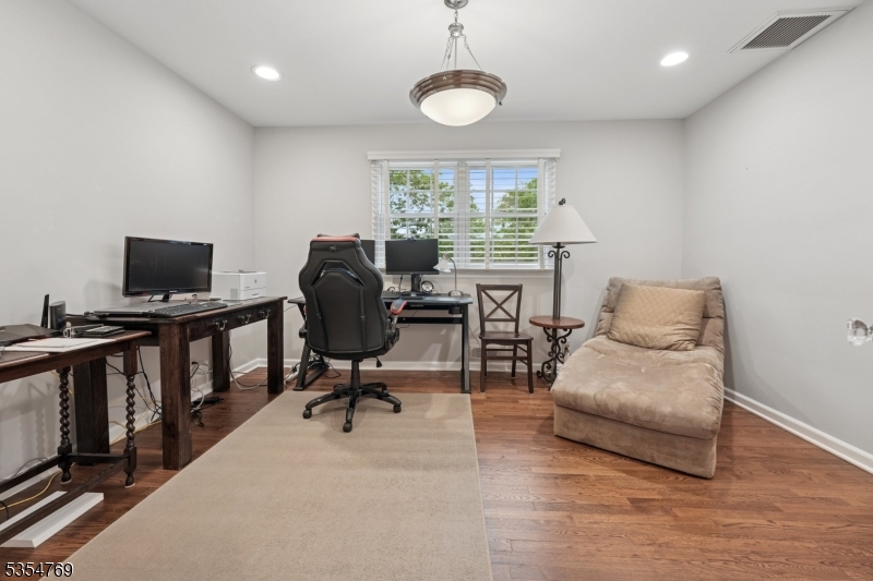 Hartshorn - Residential