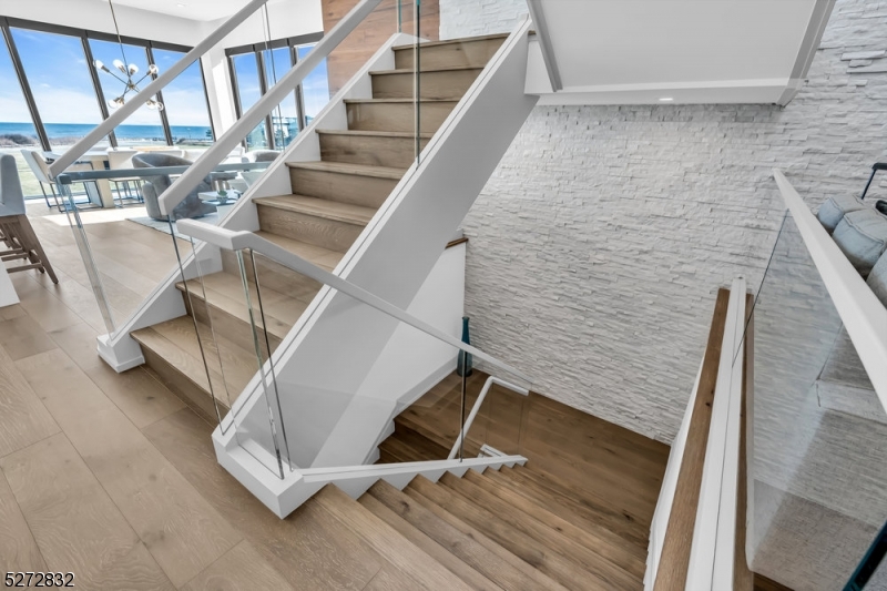 Seven Presidents Park - Residential