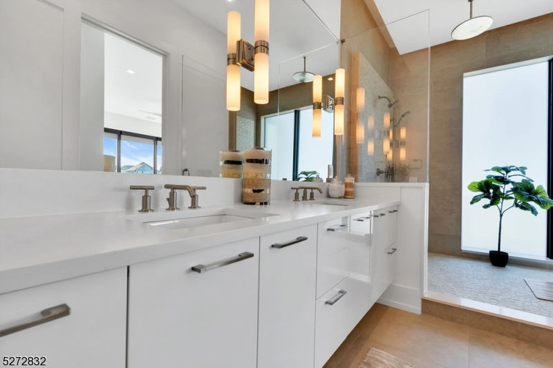 Seven Presidents Park - Residential