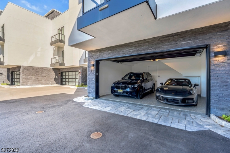 Seven Presidents Park - Residential