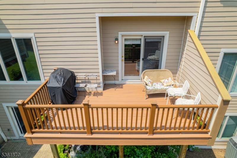 Longview - Residential Lease