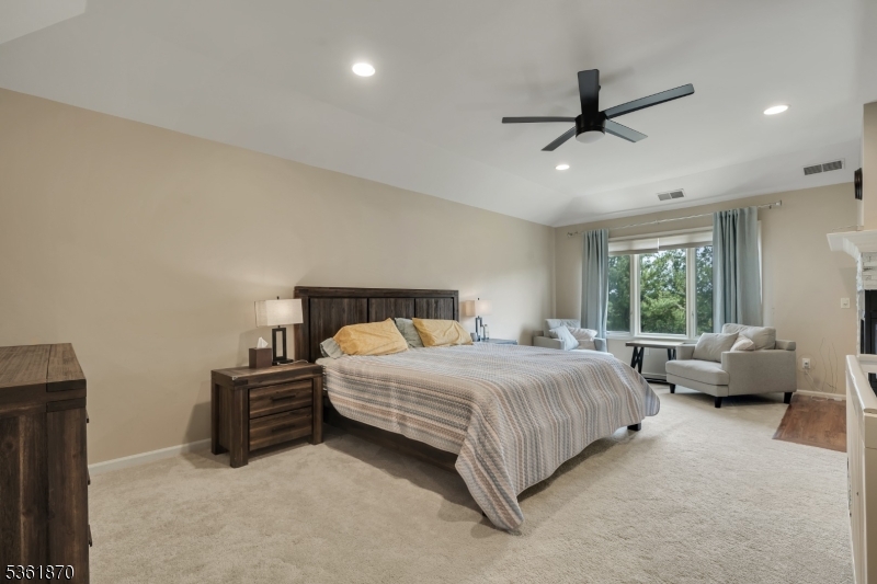 Longview - Residential Lease