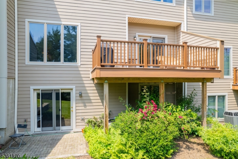 Longview - Residential Lease