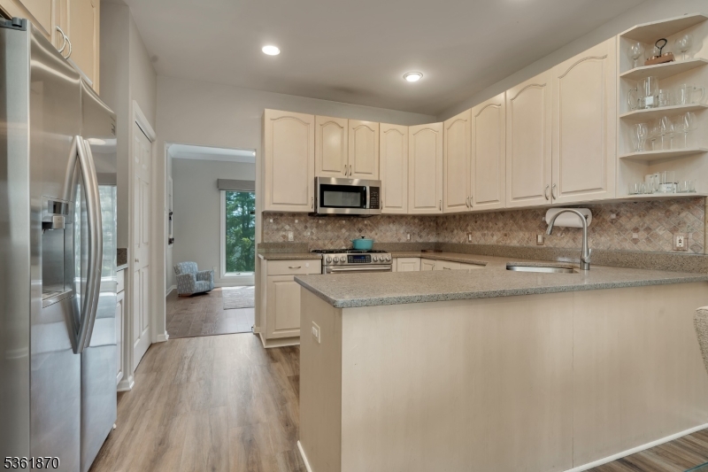 Longview - Residential Lease