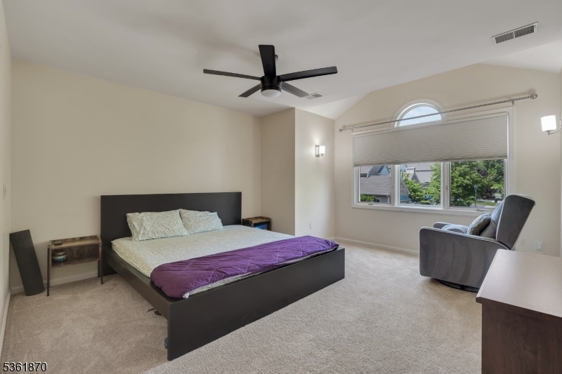 Longview - Residential Lease