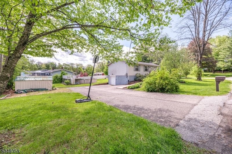 Vernon Twp., New Jersey 07418, United States, 3 Bedrooms Bedrooms, ,2 BathroomsBathrooms,Residential,Pending,126557