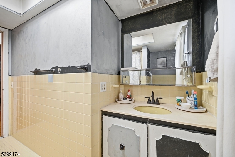 Highland Lakes - Residential