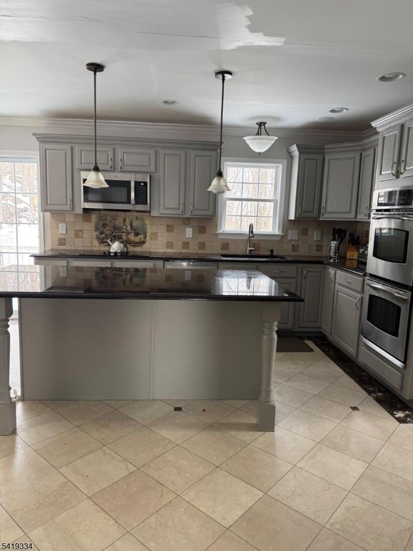 Hidden Valley - Residential