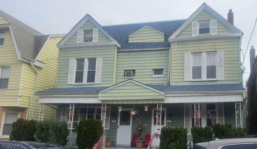 Sun-drenched and fully renovated, this flexible Studio/1-Bedroom layout is a commuter's dream. Enjoy a modern kitchen with space for a breakfast nook, a spacious living-dining combo perfect for hosting, and access to a shared backyard. Highly convenient for commuters. It is within walking distance of the Garfield Avenue Light Rail Station, providing a quick connection to Exchange Place (PATH) and Downtown Jersey City. Close to schools, shopping and local restaurants. Pets considered.