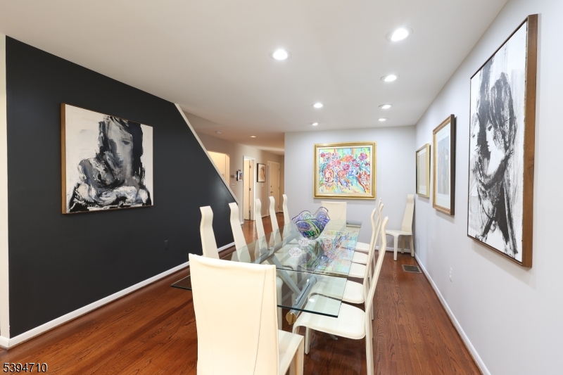 Barringer Court - Residential