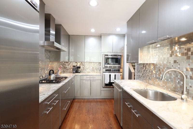 Barringer Court - Residential