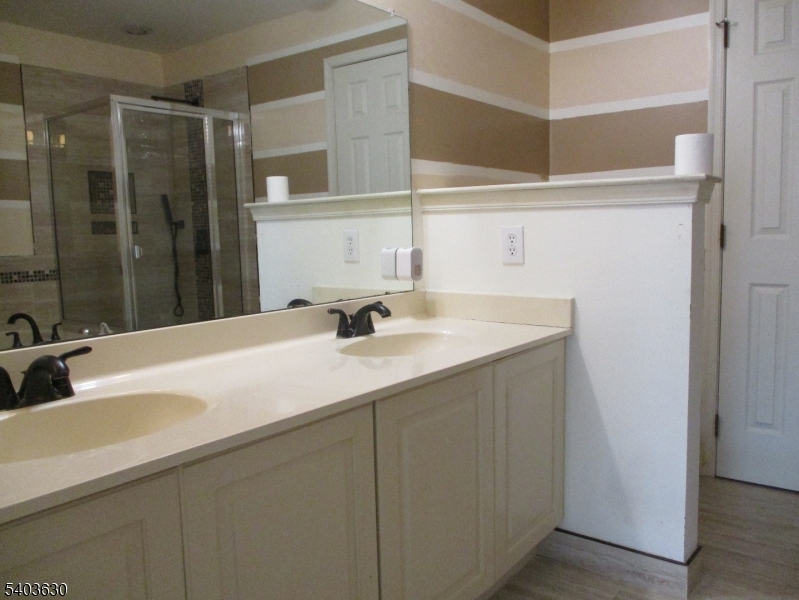 Stratton Meadows - Residential Lease