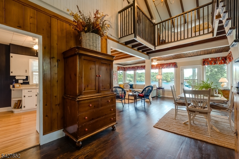 Lake Hopatcong Lakefront - Residential