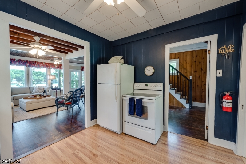 Lake Hopatcong Lakefront - Residential