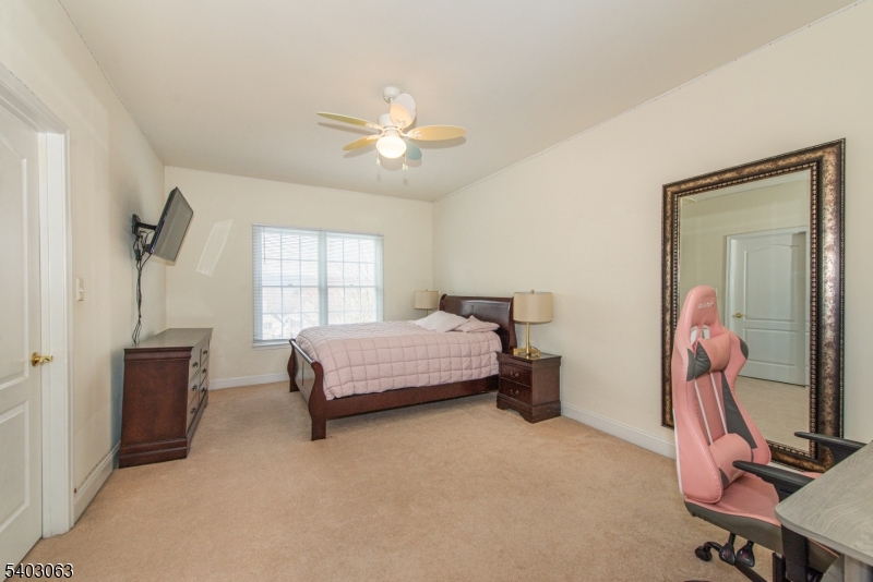 Wyndham Pointe - Residential