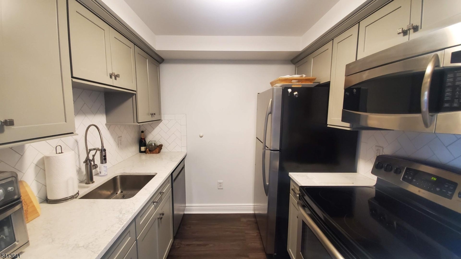 Vail Commons - Residential Lease