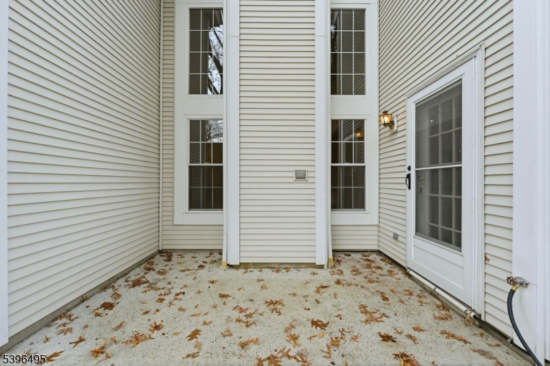 Jade Mountain - Residential