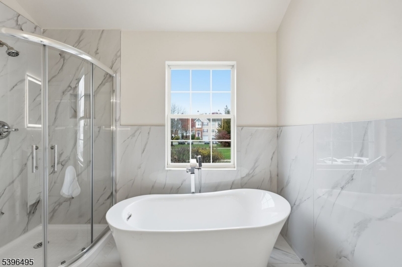 Jade Mountain - Residential