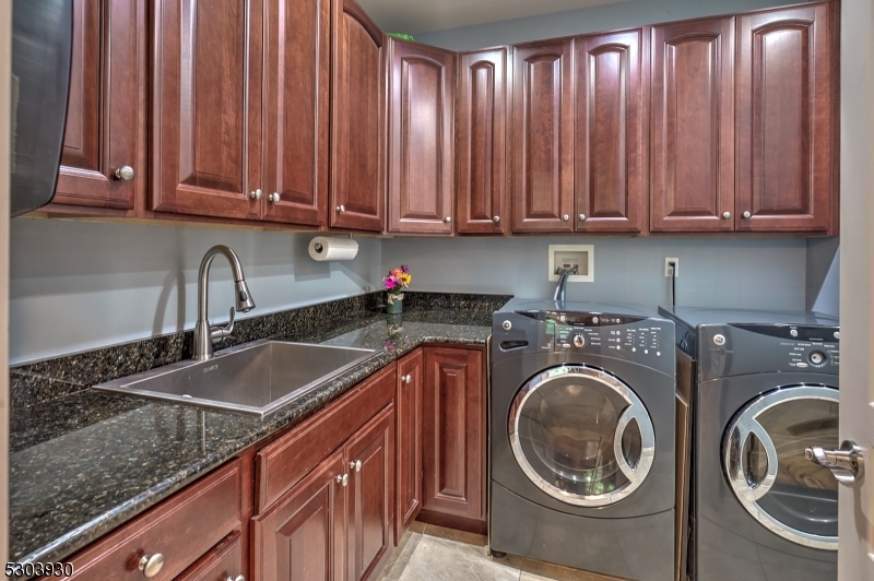 Governor Estates - Residential