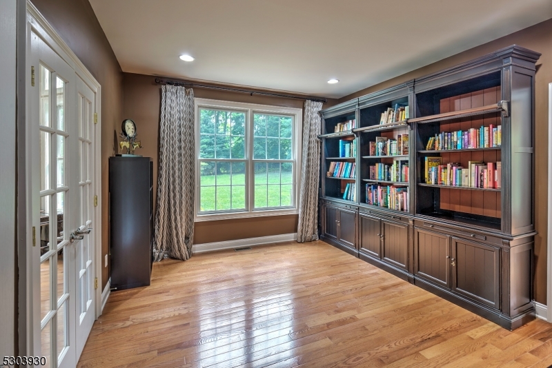 Governor Estates - Residential