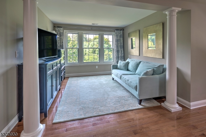 Governor Estates - Residential