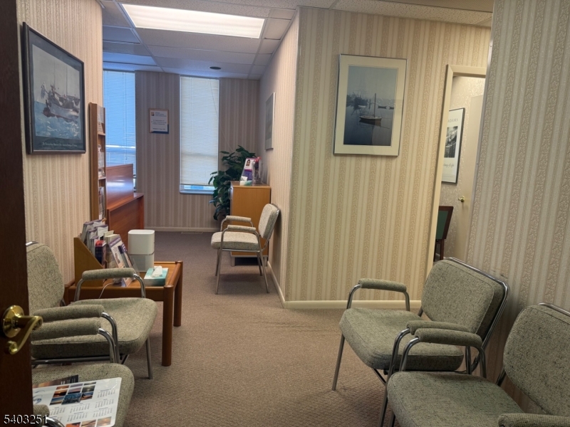 Federal Park Plaza - Commercial Sale