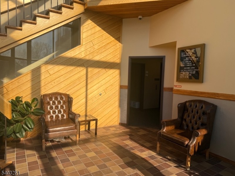 Federal Park Plaza - Commercial Sale